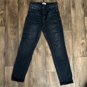 Pistola Madi High Rise Modern Slim Iconic Dark Wash Size 28 Medium Chic Ankle